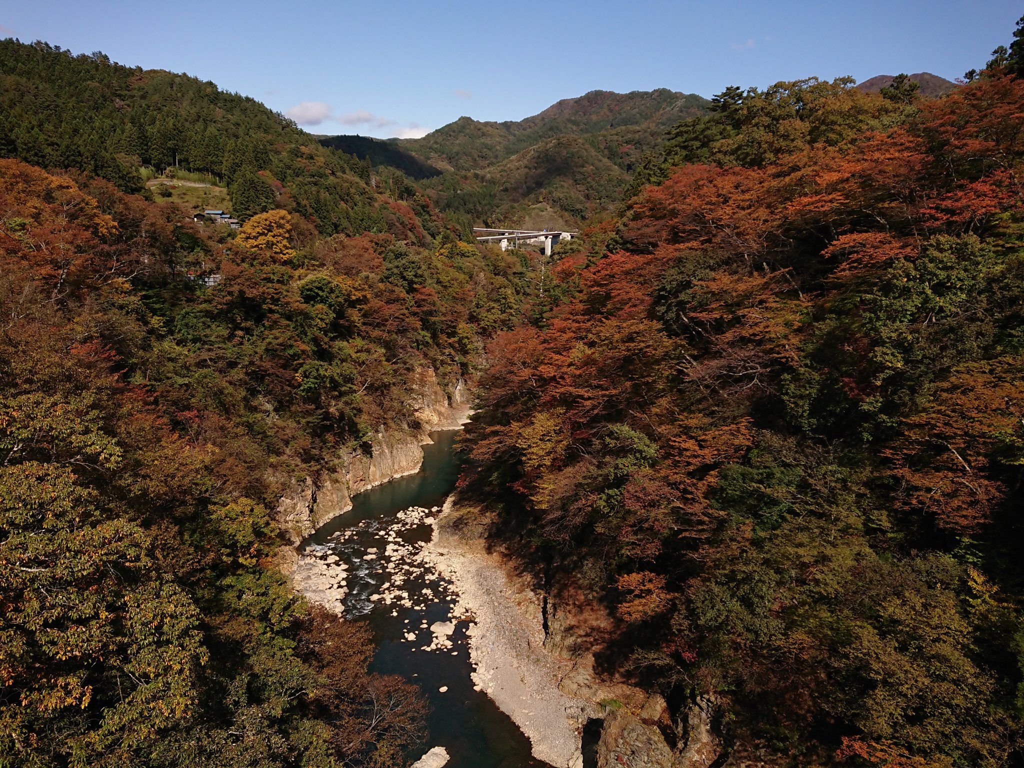 تويتر 岩櫃 いわびつ 東吾妻町観光情報 على تويتر 紅葉が見頃を迎えました 国指定名勝 吾妻峡 は 関東の耶馬渓とも言われる 吾妻側沿いの約2 5 にわたる美しい渓谷です 上毛かるたにも 耶馬渓しのぐ吾妻峡 と謳われています 紅葉は 11月中旬まで楽しめ