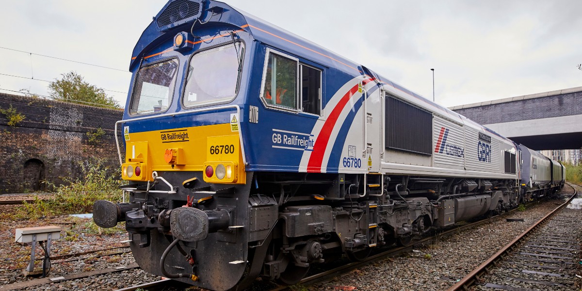 Last year the increased use of rail to transport our products removed around 133,000 trucks from UK roads! This helped reduce congestion and cut down on emissions too 🌍 #sustainability