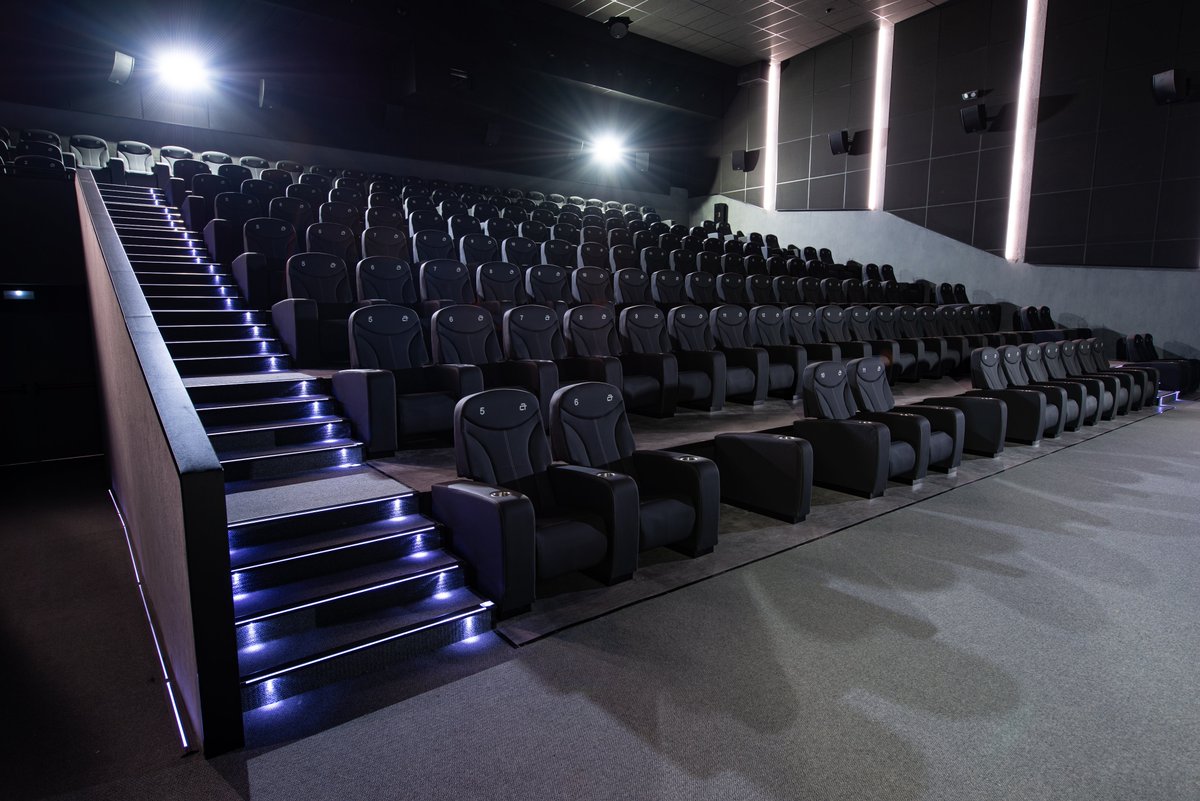 EzcarayINT's tweet photo. Multicines ARTESIETE LA TORRE. C. C. La Torre Outlet . Zaragoza. España

La empresa andaluza @Artesiete desembarca en el centro comercial La Torre Outlet de Zaragoza, con 8 salas de cine, 972 butacas de Ezcaray Seating.
Leer más: https://t.co/280x2nnSIA

#ezcarayseating #butacas https://t.co/ck6SyWJlwL
