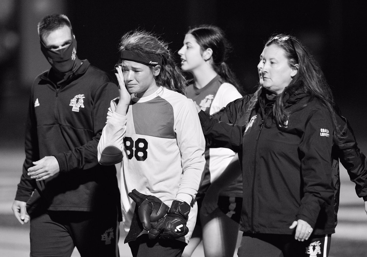 ThompsonFoto12's tweet photo. AMAZING week of @Wpial_ soccer. 1st round/quarters done in most classes. Covered some amazing teams/athletes/coaches. Can’t wait for the semis/finals this week with @pghsoccernow and @JohnKrysinsky @edrosensteel @MattGajtka @PopchockSays and the other staff at PSN. #SomeFaces https://t.co/tBG4vY7CEp