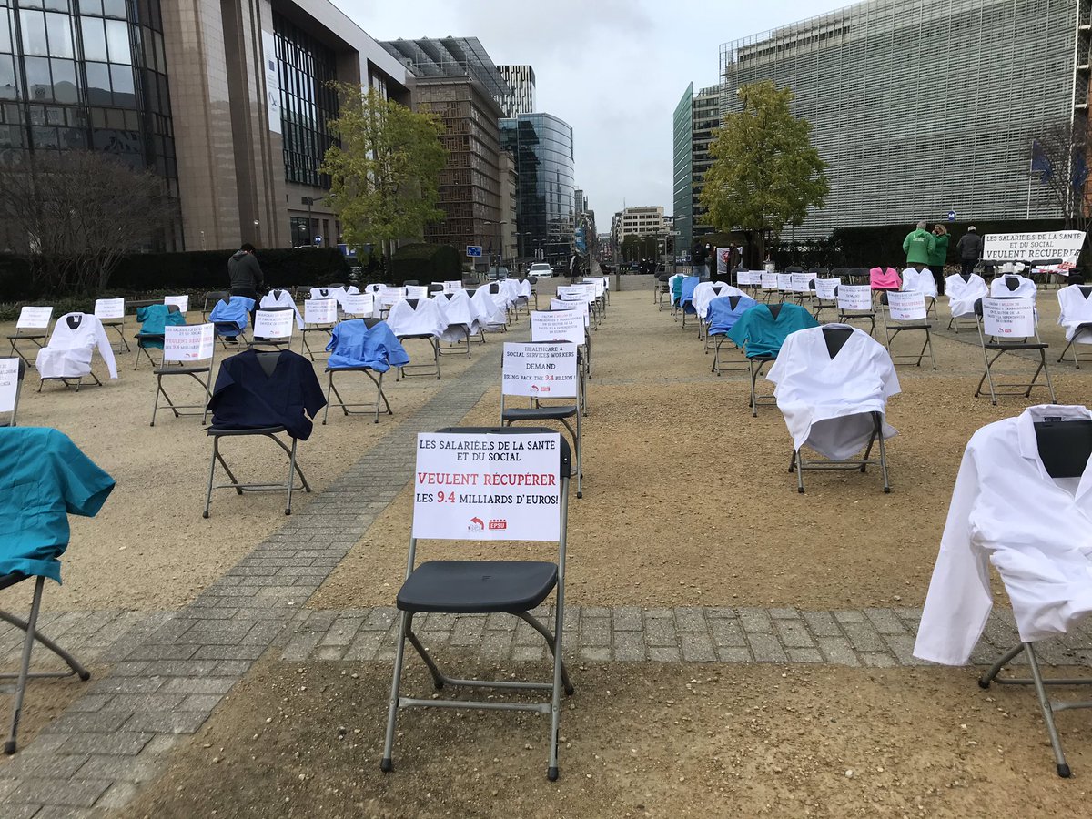 EPSUnions's tweet photo. Health workers across Europe are struggling every day against the second wave of the pandemic

This #EuropeanHealthActionWeek their demands were clear: invest in health and care!

But yesterday, EU govt leaders refused to acknowledge their urgent needs:
https://t.co/mi0cdGeFzw https://t.co/JbBXaH4yjg
