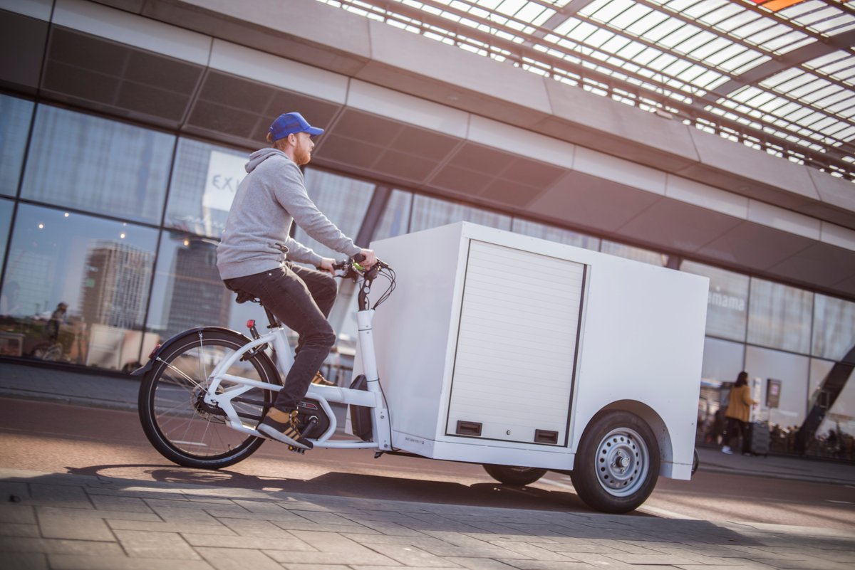 "The essential mindshift in urban logistics"

Join Frank Oudegeest of @UrbanArrowcom as he delivers his keynote at <a href="/AUTONOMY/">AUTONOMY</a>.

📅 Thu 5th Nov 1020-1040

ℹ️ Info 👉 autonomy.app.swapcard.com/widget/event/a…
📝 Register (it's not too late!) 👉 autonomy.paris/en/ticketing-2…

#DecadeoftheCargoBike