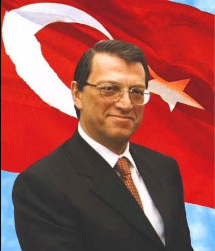 Türkiye Cumhuriyetinde Başbakanlık ve Bakanlık yapmış değerli siyaset insanı Mesut Yılmaz’ın kaybından büyük üzüntü duydum, Ailesine ve tüm sevenlerine başsağlığı diliyorum, Mekanı cennet olsun...