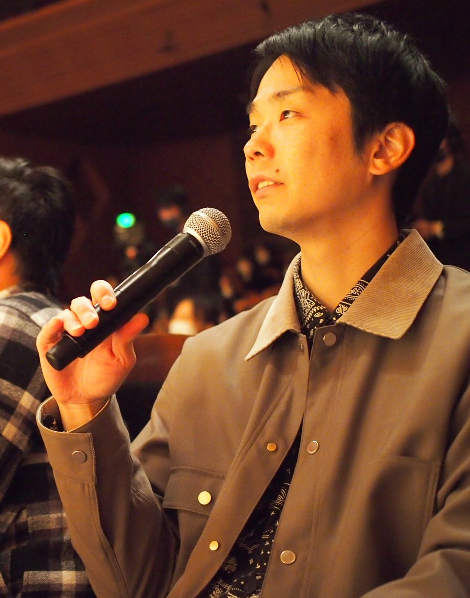 イスノウエ このセットアップめっちゃオシャレじゃない 私服なんかなぁ いつも思うけど濱家さんセットアップ似合いすぎるのよな まじでかっこいい ていうか塩顔長身痩せ型バリ濃カワウソが着てかっこよくならない服なんて無いのよこの世に