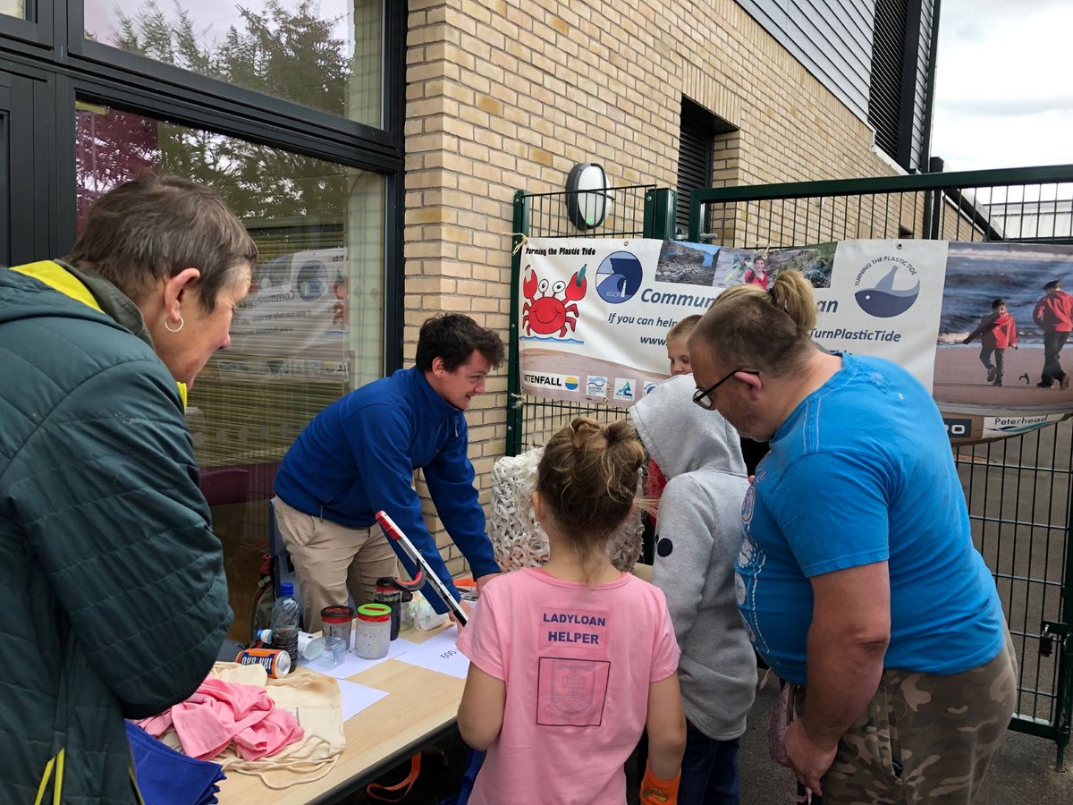 TTPTnortheast's tweet photo. @LittoralArt It was an incredible day for it. Thanks to all the @LadyloanPS teachers for helping coordinate all the #LitterCUBES workshops and beach clean sessions last year! https://t.co/x93H31YIPE