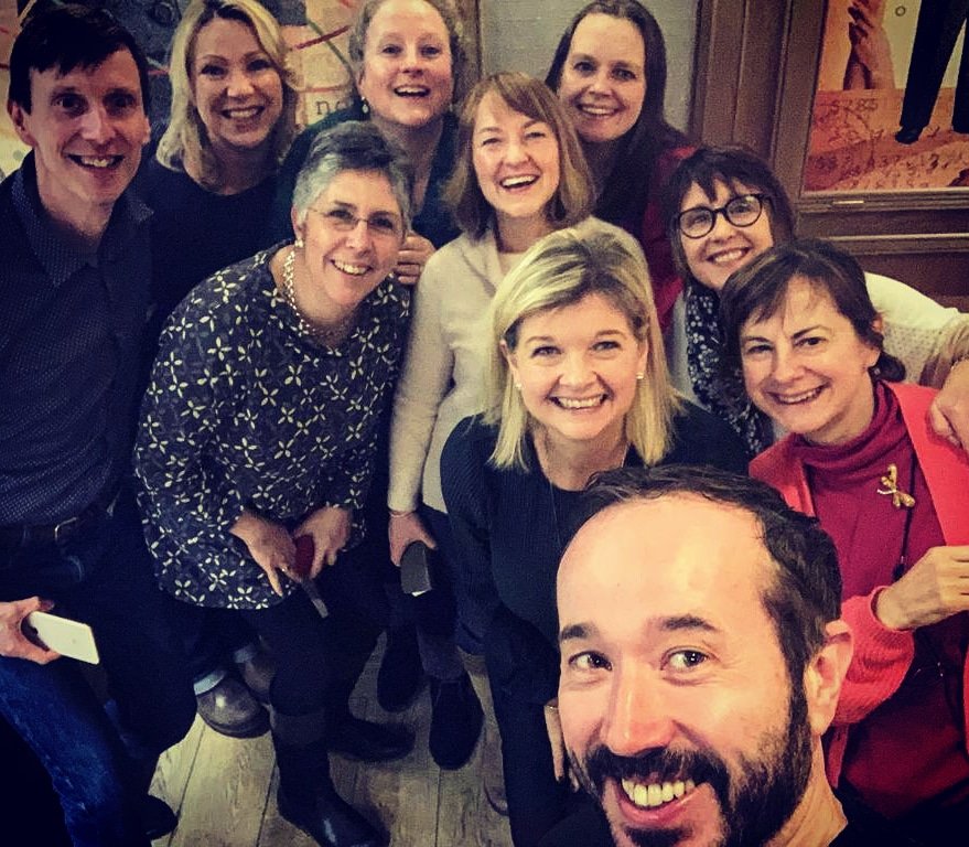 Voiceoverbird's tweet photo. Thirty one years ago, my career began with this lovely lot at the BBC! So glad we managed a little reunion pre-Covid.
(Obvs, I was a mere baby when I started!)
#voiceover #voicetalent #workiversary #bbcreunion https://t.co/mQ7AyCd9gA