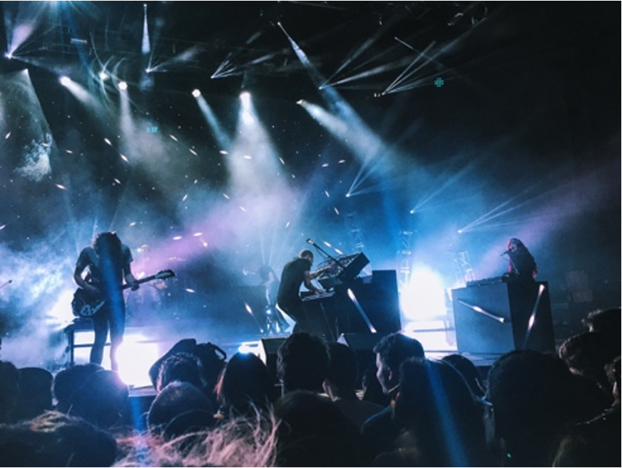 Save_LiveMusic's tweet photo. Most #livemusic businesses are currently operating at a small fraction of their usual capacity, if at all, with many still in full-on shutdown.
For those businesses, the new government scheme is useless.
#VanMorisson is calling for the government to #SaveLiveMusic. https://t.co/g6jZjk94uA