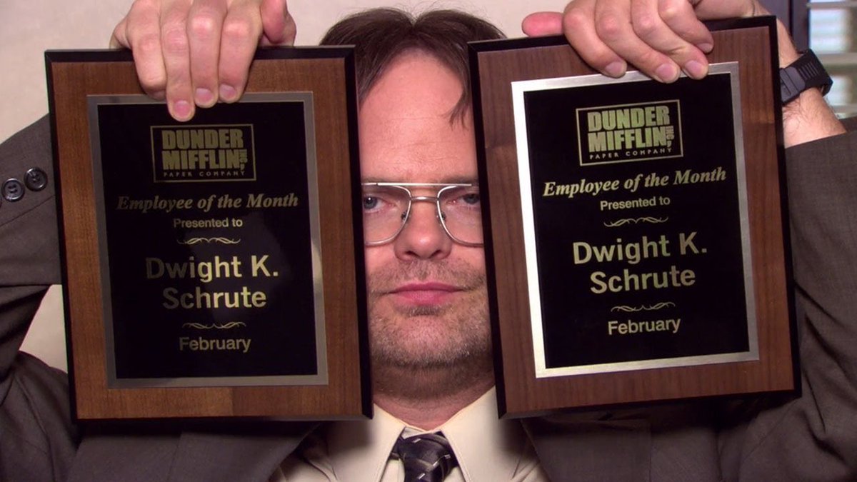 2/ Avoid working in a dying industry. No matter how much you put in, market forces will dominate trajectory. Even as top salesman, Dwight never got more credit than a second plaque