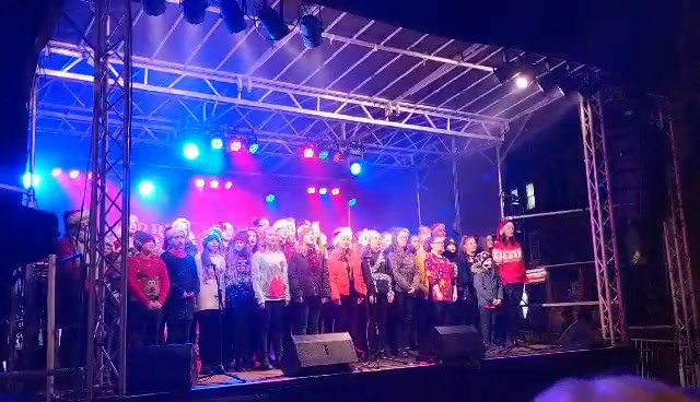 lbctdrama's tweet photo. We are aiming to continue our fundraising for Macmillan Cancer Support with our "Christmas Sing Out 2020".  In collaboration with our affiliated group The Advance Theatre Company, we are asking members, alumni, and friends to get involved https://t.co/wJzVCP3iT7
