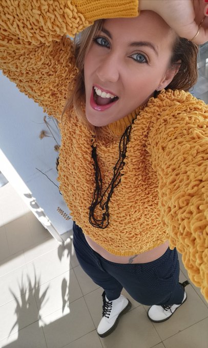 Courage &agrave; tous !! Je vous envoie un peu de bonne humeur ici 😘  Bonne Journee #reconfinement2 https://t<a href="/tag/reconfinement2"class="tags"><span>#reconfinement2</span></a>