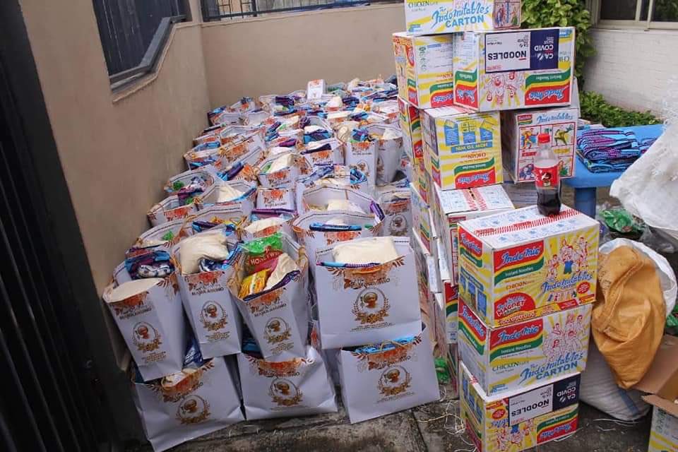 Nigerians Expose How Lagos Assembly Member, Alli-Macaulay, Used COVID-19 Palliatives As Birthday Gift | Sahara Reporters bit.ly/3kM8zwA