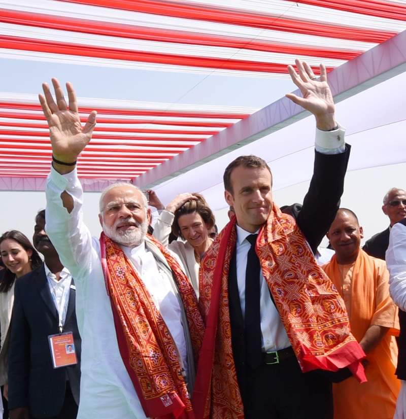 DareDevil__Ank's tweet photo. 💢Throwback Picture Of Our PM Narendra Modi Ji & French President Emmanuel Macron💢
#NardendraModi Ji Has strongly condemned the recent terrorist attacks in France, including heinous attack in Nice inside a church.
@PMOIndia
@narendramodi
#IndiaWithFrance
#WeStandWithFrance https://t.co/SuNEqgEbdA