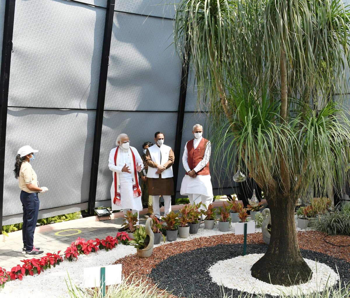 narendramodi's tweet photo. Glad to see Kevadia emerge as a vibrant place for tourism. During my visit today, inaugurated the Aarogya Van, which contains exhibits relating to nature. Aarogya Van also showcases traditional forms of healing, be it Yoga and Ayurveda. https://t.co/AqMyKUIk80