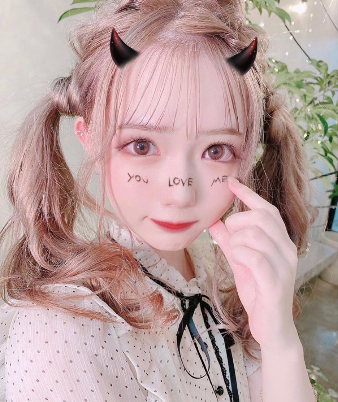 Snow App Official ハロウィンおすすめスタンプ第三弾 トリックオアトリート お菓子くれなきゃ小 悪魔になっちゃう うちで化けよう Snowhalloween T Co Fjfa5uefb1 Twitter