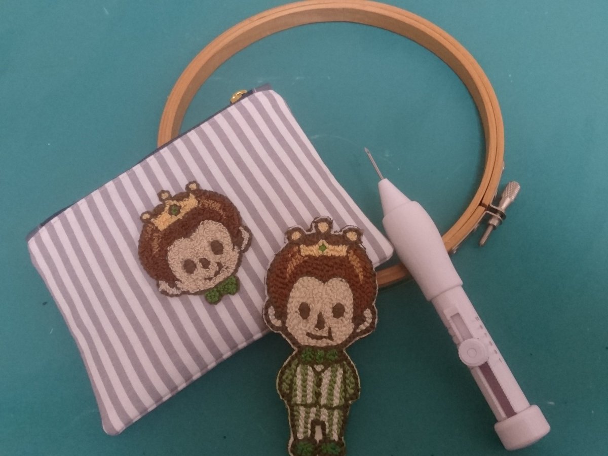 翔良 パンチニードルっていう面白い道具をgetしたので練習 中々可愛くできたのでは