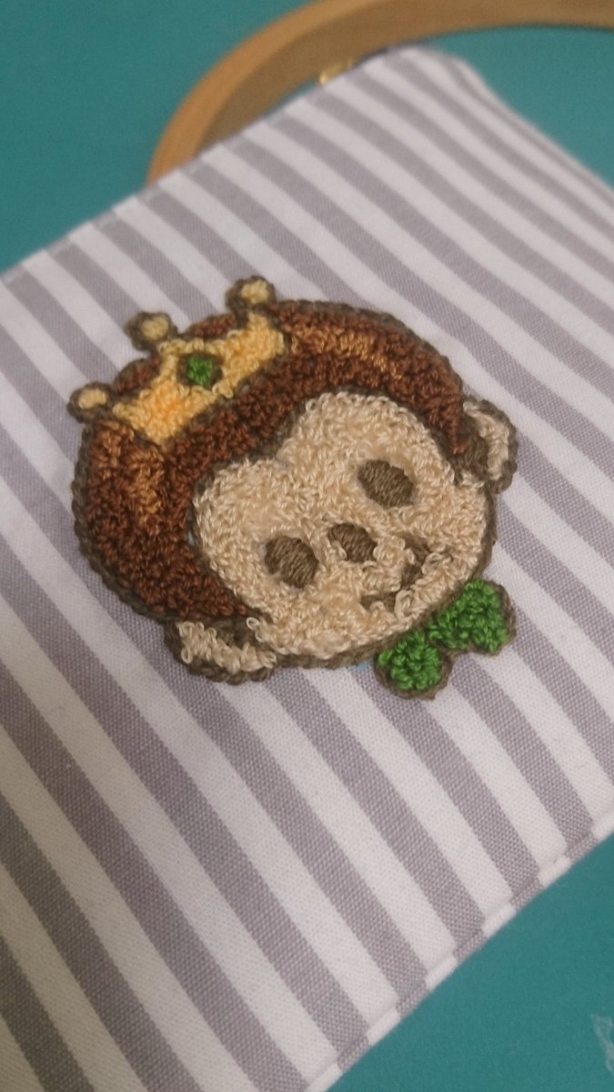 翔良 パンチニードルっていう面白い道具をgetしたので練習 中々可愛くできたのでは