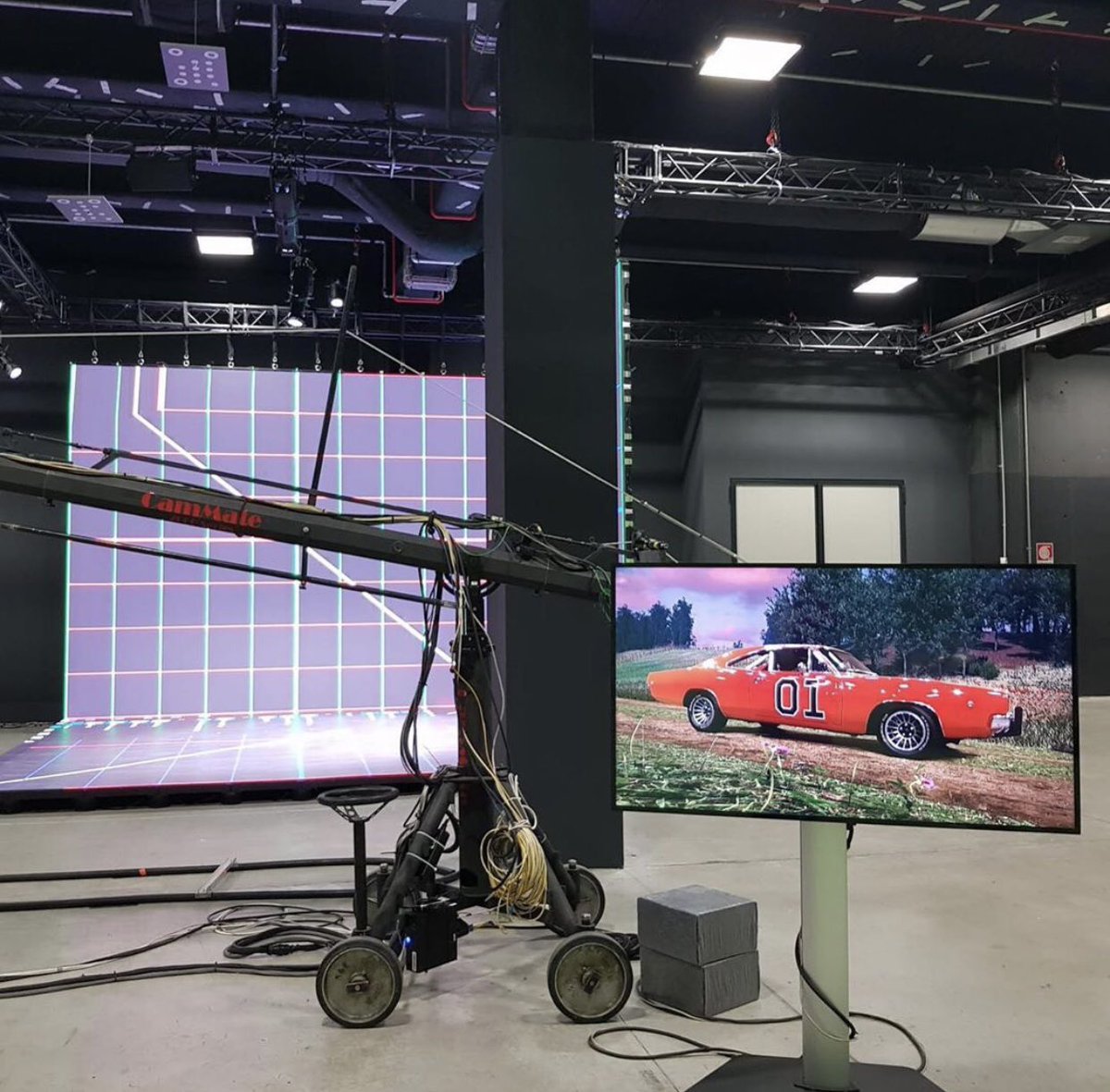 JTIevents's tweet photo. #Onlinestreaming and cutting-edge digital tools are innovative, efficient and secure options that allow you to continue staging "live" events. J&amp;TI is committed to connecting you with valid alternatives that encourage you to keep going! #Clickthelinkinbio to learn more. https://t.co/lPnZbgkATs