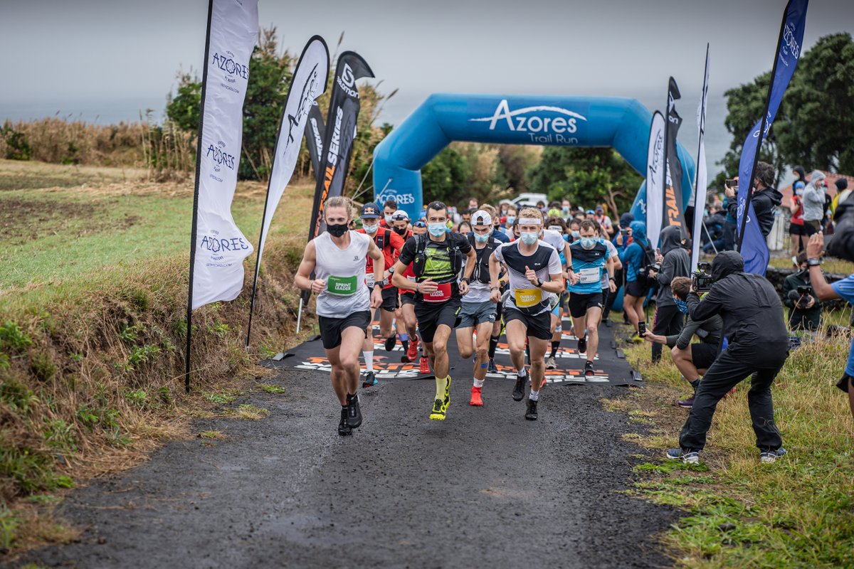 Today at 12:30 New video!!  @GoldenTrailSeries Summary of the Stage 1 <a href="/AzoresTrailRun/">Azores Trail Run</a> 
 #azoresmayayo #GoldenTrailChampionship. 
Discover with us the FAIAL ISLAND #azores
👉YOUTUBE.COM/MOXIGENO
📷Philipp Reiter <a href="/reiter_philipp/">Philipp Reiter</a>
