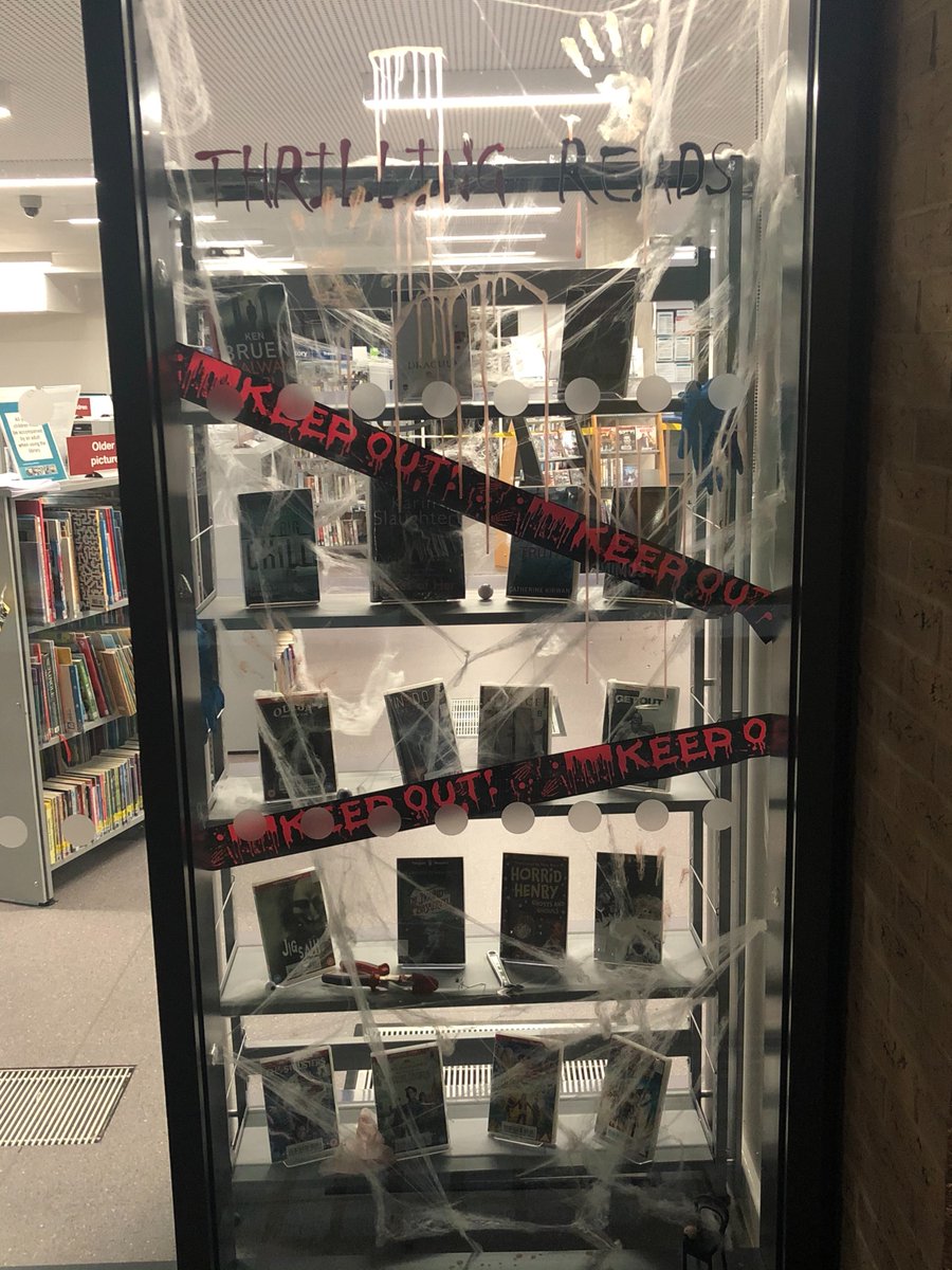BarnetLibraries's tweet image. Check out these fantastic #halloween book displays #colindalelibrary If you would like to order one of these books or more, you can do so via our #selectandcollect service at the following link ow.ly/3vWQ50C6SaM @cct_colindale #barnetlibraries #discoveryourlibrary