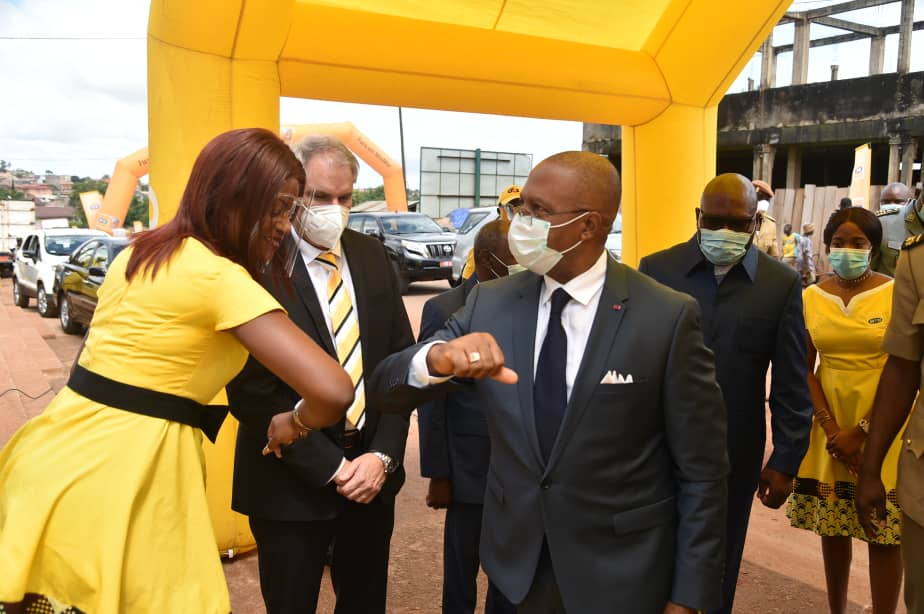 MTNCameroon's tweet photo. Située au supermarché Carrefour Market d'Ekié, la nouvelle agence a été inaugurée ce 26 octobre 2020 au cours d'une cérémonie présidée par le Gouverneur de la région du Centre, M. Naseri Paul Bea.
#MTNStore #TogetherWeManage https://t.co/2YJMhNPjmD