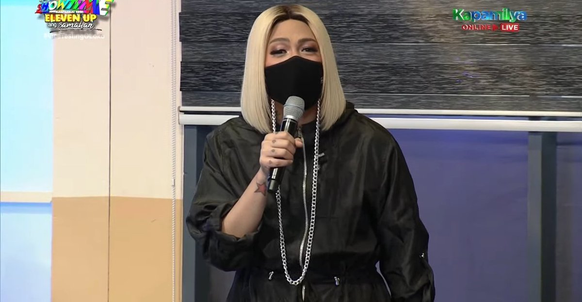 kurbacious's tweet photo. Ganda ganda ng outfit nung first, tapos papaahitin nyo lang pala ng kilay😂
#ViceTestingOLoko https://t.co/8wq4dUpEUs