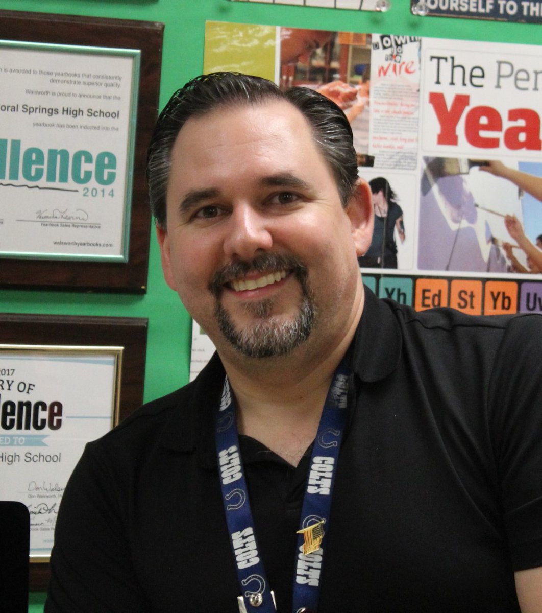 WarrenCSHSBRACE's tweet photo. #CSHSColts ⭐️ 🏫 CSHS COLLEGE WEEK 🏫 ⭐️ 
💚COLT COUNTRY 💙 English teacher and Yearbook Advisor, ✴️ Mr. Lyons ✴️ received a B. S. in English Education with a minor in Speech Communication at Illinois State University ‼️ #ItsColdThere @principalCSHS @Counselor_BRACE https://t.co/TRJ9KSOdnG