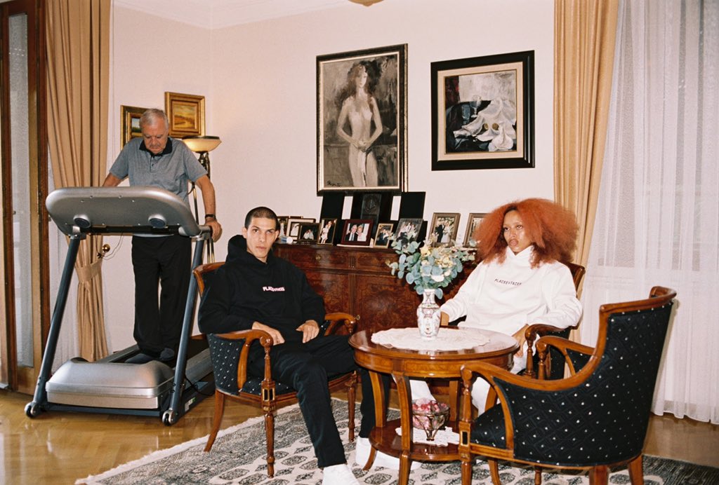 TONIGHT!  ➕➕
ONLINE 7PM (GMT) 
#placesplusfaces