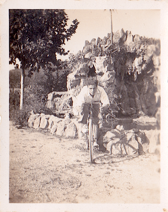 Com eren les vacances a pagès als anys 40? Per descobrir-ho us recomanem llegir aquesta entrada del blog d'<a href="/OrgulldeBaix/">Orgull de Baix</a> 📚👨🏻‍🌾

👉bit.ly/2GcjsIZ
--
📸 via <a href="/OrgulldeBaix/">Orgull de Baix</a> 
📌 Esplugues