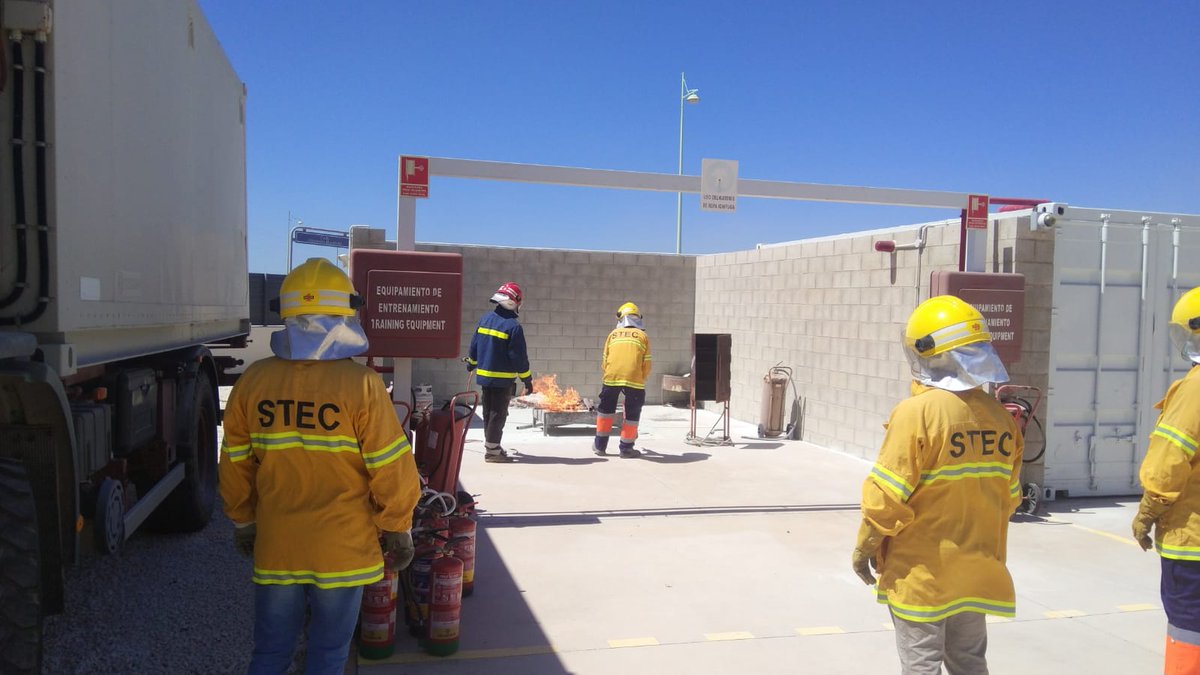 AzulRepair's tweet photo. Curso GWO
#masterbuildersolutions #asociaciondir #BASF #construction #construcción https://t.co/monAqvAfG7