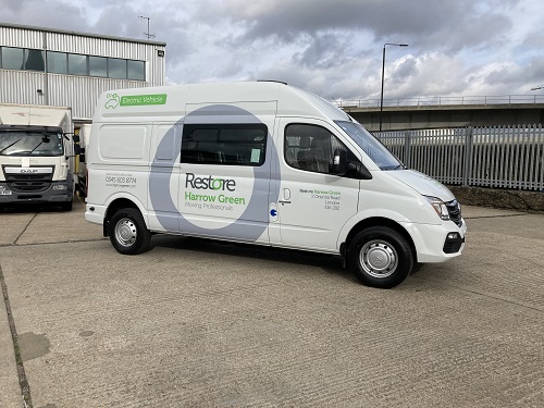 HarrowGreen's tweet image. Our #electric vehicles have landed! These are part of our continued efforts to lower our carbon footprint while still providing the excellent service we're known for.  #sustainable #green