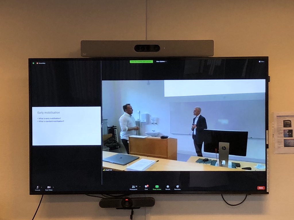 Pernille Langer Soendergaard (@pl_soendergaard) on Twitter photo Stort tillykke til min kollega, Christian Riberholt, der i dag flot og sikkert forsvarede sin ph.d. afhandling: Early othostatic exercise in patients with severe traumatic or acquired brain injury. Tillykke med din nye titel <a href="/CRiberholt/">Christian Riberholt</a> 👨🏼🎓💪🏼 Stort tillykke til min kollega, Christian Riberholt, der i dag flot og sikkert forsvarede sin ph.d. afhandling: Early othostatic exercise in patients with severe traumatic or acquired brain injury. Tillykke med din nye titel <a href="/CRiberholt/">Christian Riberholt</a> 👨🏼🎓💪🏼