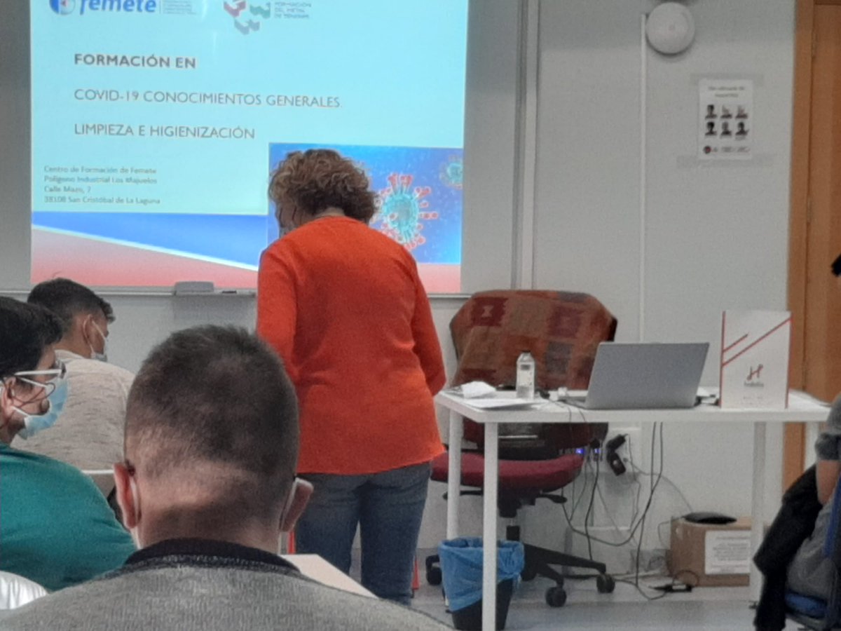 ProyectoHabilis's tweet photo. Finalizando formación de “Personal de Limpieza y limpieza con indicaciones COVID19”, acción organizada por UFE Santa Cruz @ProyectoHabilis @CabildoTenerife por la mejora del #empleo de las personas con #discapacidad https://t.co/Zod6UezKtl