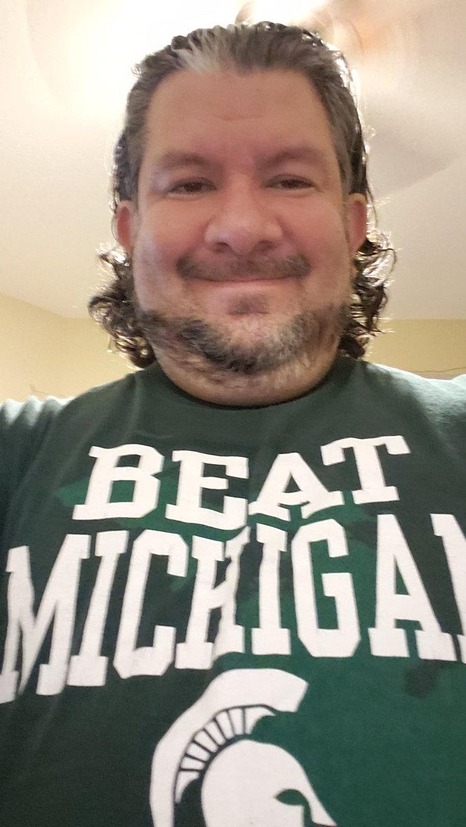 DennySmalls's tweet photo. Y'all know what tomorrow is 
#BeatMeeecheegan 
@Graham_Couch @Hugeshow @Coach_mtucker @MichiganStOnBTN @MSU_Football 
#GoGreenGoWhiteGoState https://t.co/26GBfTfrEo