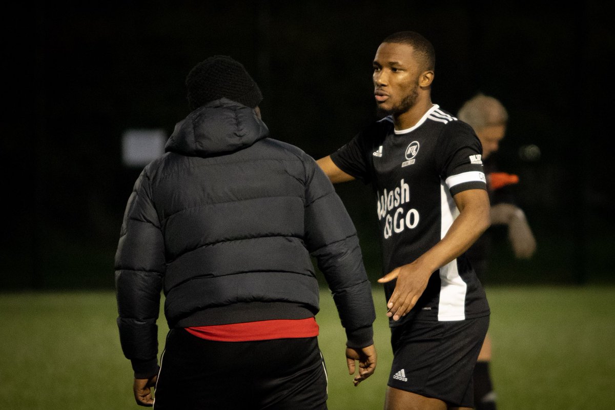 AFTVFC's tweet image. Defeat in our second game of the @LeagueReplayme 👎

@FcInfernos take all 3 points.