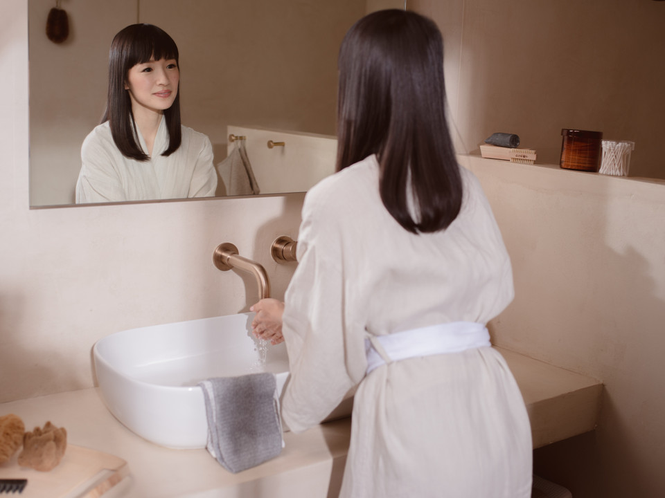 Soapply x KonMari is here! We’re beyond thrilled to announce we’ve teamed up with <a href="/konmari_co/">KonMari</a> and <a href="/MarieKondo/">Marie Kondo</a> on our latest partnership. ⁠This soap checks all the joy-sparking boxes—discover it for yourself via the link below!
shop.konmari.com/collections/so…