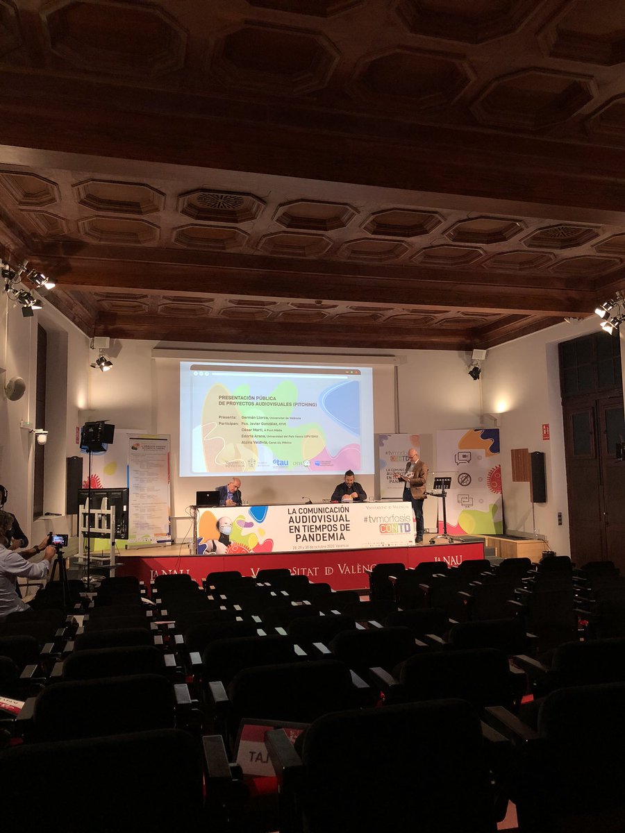 Máster Formatos UV tweet media