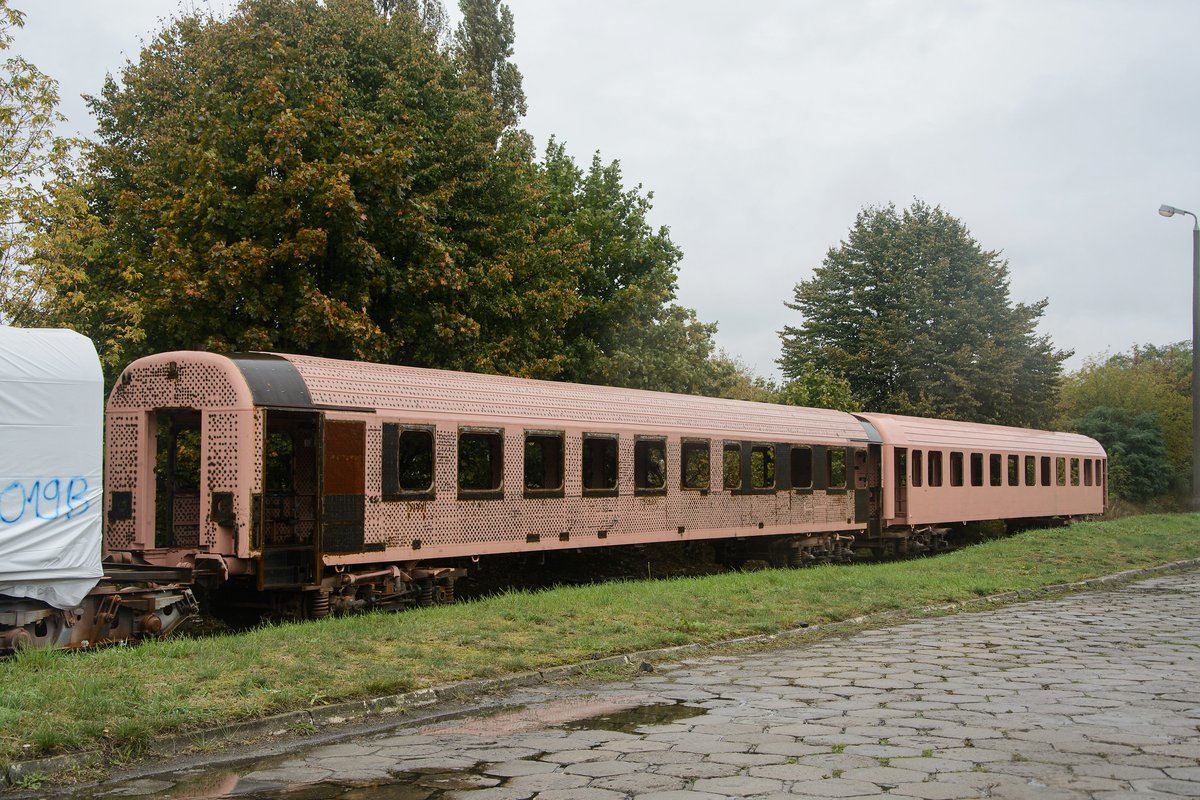 bazawagonow's tweet photo. ➡️Tylko 10 sztuk wagonów #111A_20 zostało @pesabydgoszcz do zakończenia dostaw z puli 125 sztuk;
➡️Kolejne 5 wagonów #111Aw trafiło do PESY celem modernizacji do typu #111A_30;
➡️Już 6 wagonów #406A_40 od #FPS zostało dostarczonych do @PKPIntercityPDP.
Fot. Adam Kilian https://t.co/VybViP3t3j