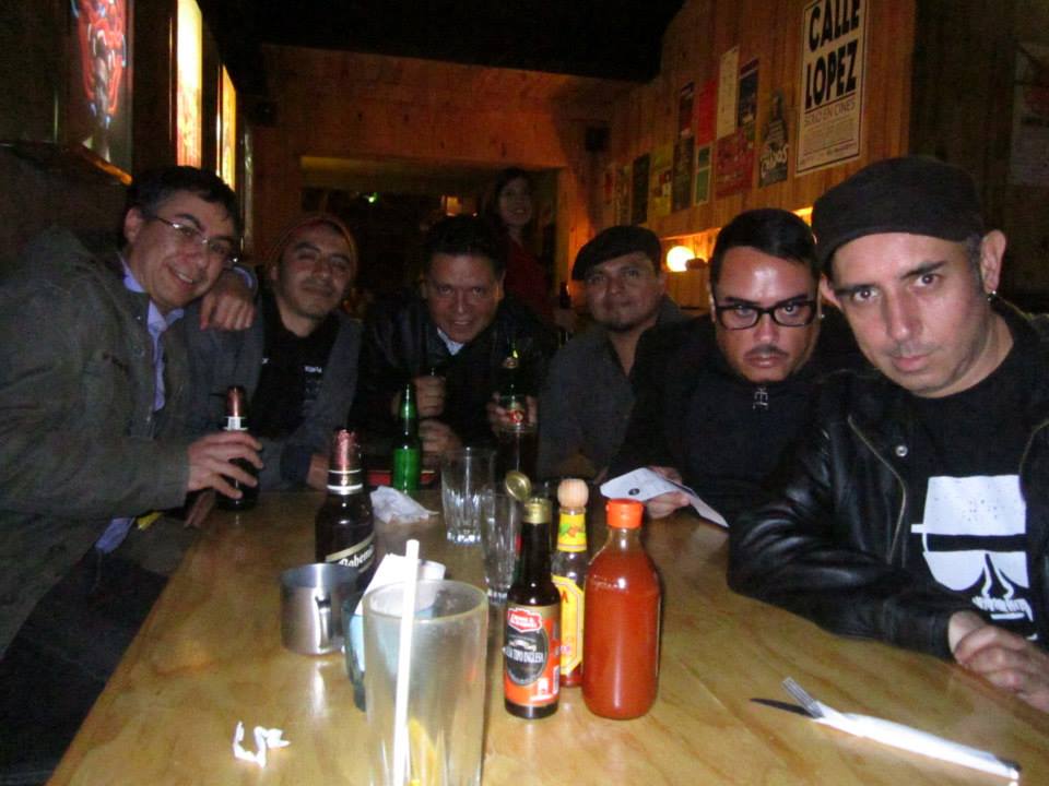 #SíPorPoderoso
Es una pena la muerte de Juan Carlos González (Mateo Lafointaine) Fundador de la banda electrónica mexicana @decada2
Desde mi adolescencia me capturó su tema #MúsicaElectrónica, después de mucho tiempo lo pude conocer.
Saludos #Poderoso
@eltalcha @ruleiro https://t.co/JvcFsTOfun