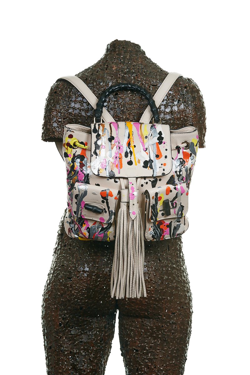 myemptybag_ca's tweet photo. TGIF &amp; TG for this Gorgeous Gucci (GG) hand-painted leather backpack. 

Each piece is an original @ https://t.co/wKjWt6X5tK

Photo: @kalsey_photography .

Sculpture:
@arda_metallwerkstatt .

#fashion #purses #handbags #wallets #vintage 
#art  #sculpture #handpainted #Gucci https://t.co/oK3zaqQ5Hm