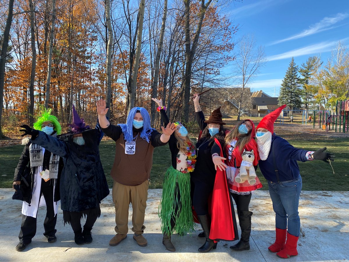 CSRiversideSB's tweet photo. More Halloween Fun at Riverside! #Halloween #halloweencostume #school #education #fun https://t.co/qOmtwSPmBO