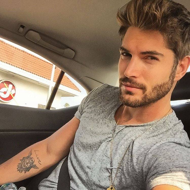 ** HAPPY FACE-PORN FRIDAY!! **
I sure hope everyone's had an amazing month! I can't believe it's practically over already! Stay grateful and playful, and keep shining your light! And above all, have an absolutely awesome Halloween! ๐
#LoveisLove #ShineYourLight #ScottScottScott https://t.co/lNggFv43G5