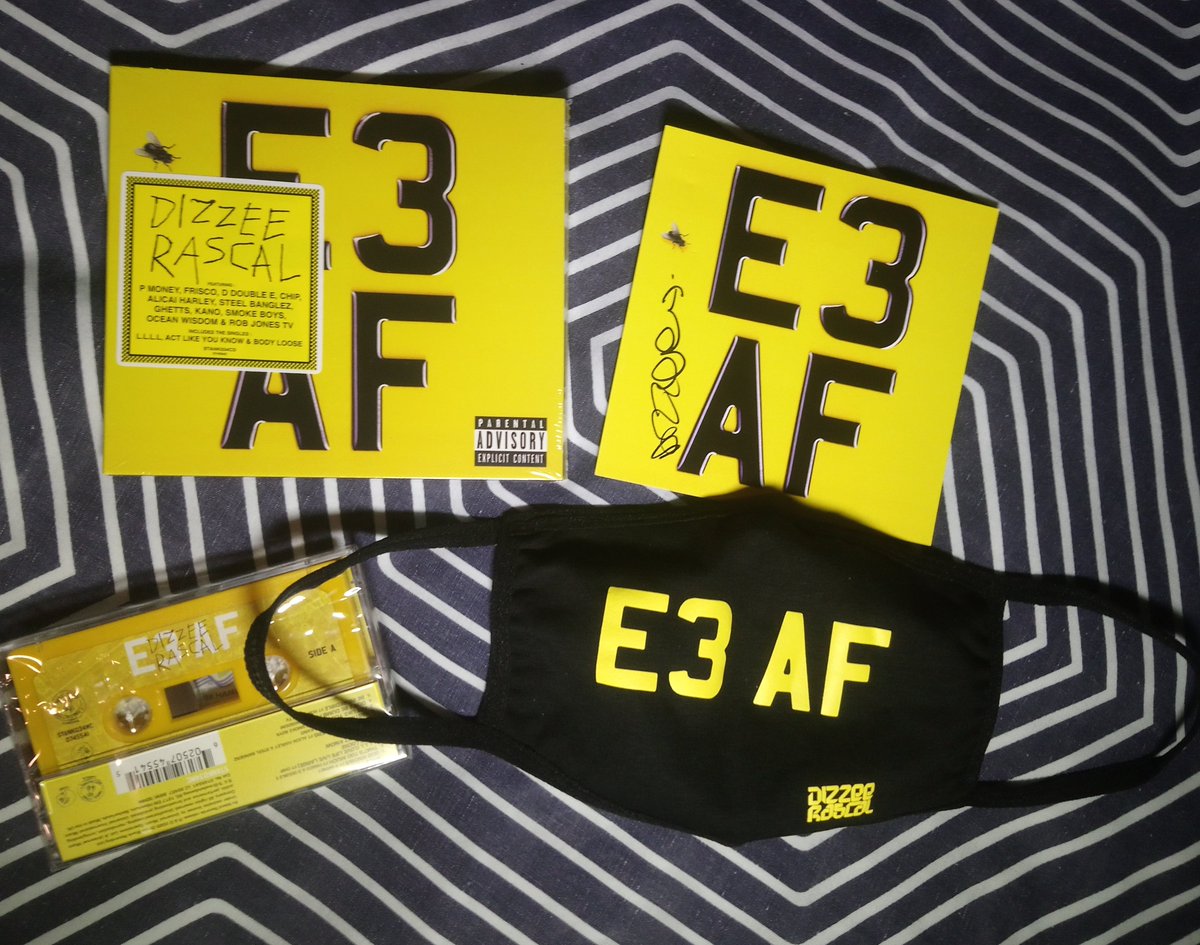 INTLGrime's tweet photo. My @DizzeeRascal - E3 AF
Merch Arrived Today 
Album 💿 
Cassette 📼 
Face Mask 🎭 
Artwork 🎨 

#DizzeeRascal #E3AF #Raskit

#grime #ukgrime #grimemusic #grimeartist #ukgrimescene #grimescene #140bpm #Ukrap #ukhiphop #ukmusic #ukrapper #britishrap #londonhiphop #londonrap https://t.co/RZ0eFWuFL0