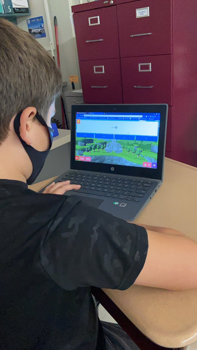 KericoMs's tweet photo. My students are loving the Sumdog contest that started today! @sumdog @abbyfriend79 #Sumdog #math 🤓 🥇 https://t.co/xqUXgQqrA2