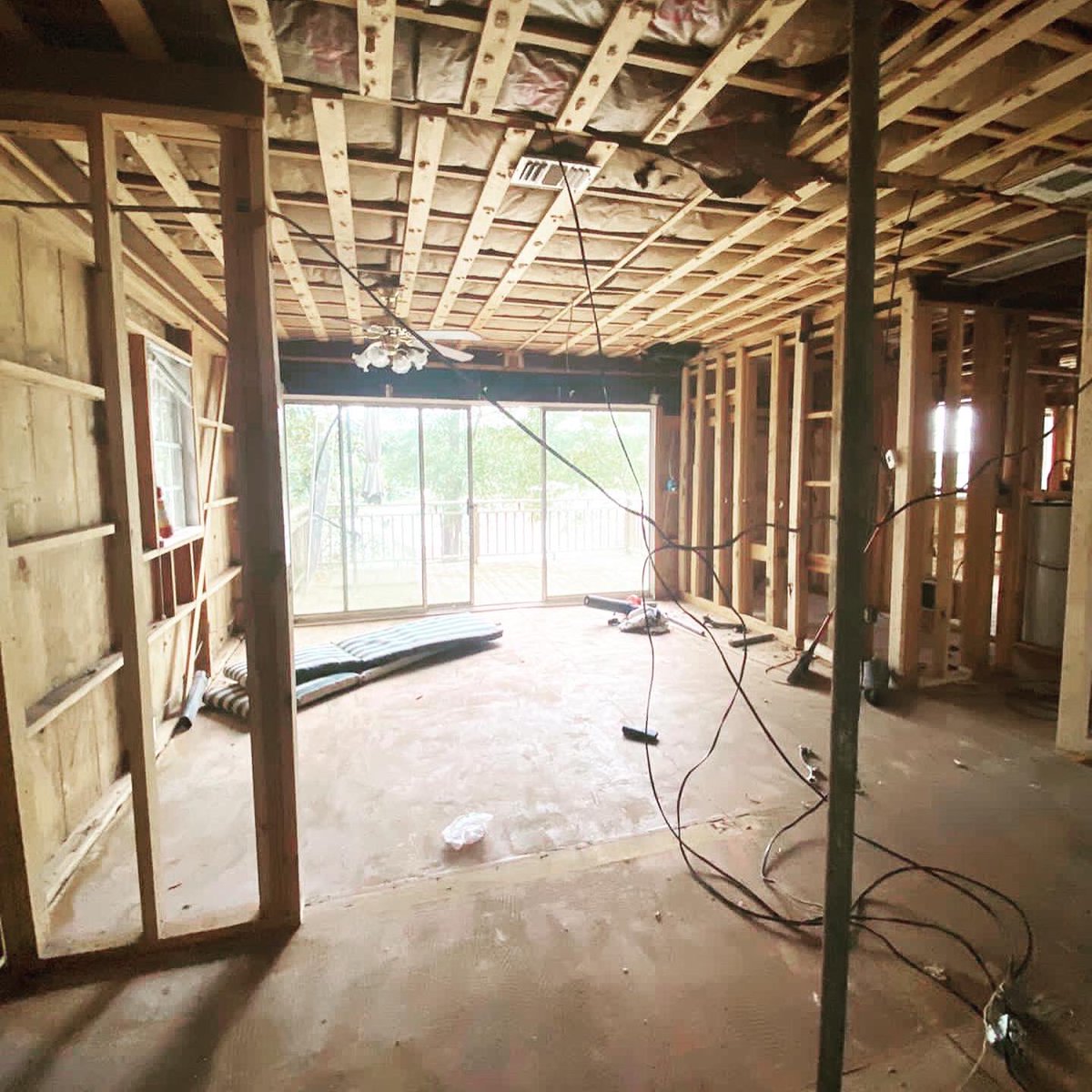 JLElectric3's tweet photo. Lake house underway! Rewiring this soon to be retreat for a newly retired couple. π‘β¨#electricalcontractor #electrician #lightingexpert #electricalsolutions https://t.co/nPPWAhG06p