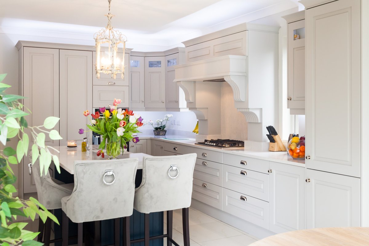 CelticInteriors's tweet photo. This #kitchen by @CelticInteriors is painted Pavillion Grey &amp; Hague Blue, both from @farrowandball. The worktops are Snowy Ibiza quartz. 
#interiorlovers #homeinspiration #homedesign #homeinspo #kitchendesign #irishmade #irishkitchen #madeincork #irishinteriors #madeinireland🍀 https://t.co/NjRGM0cJiS