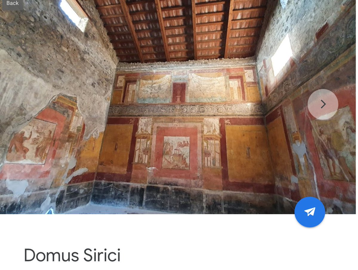 I was especially drawn to this home because of its wall paintings. The paintings seem to be a mix of a few styles. I believe the stones at the bottom of the walls are painted and would be from the first style (masonry style). /7