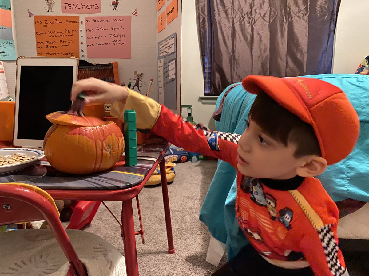 binabucus's tweet photo. Makori got to cut a pumpkin . Counts seeds and measure width and height for science today . Happy Halloween all  #golbowtweets #golbowelementary https://t.co/J7hu6Wdrgi