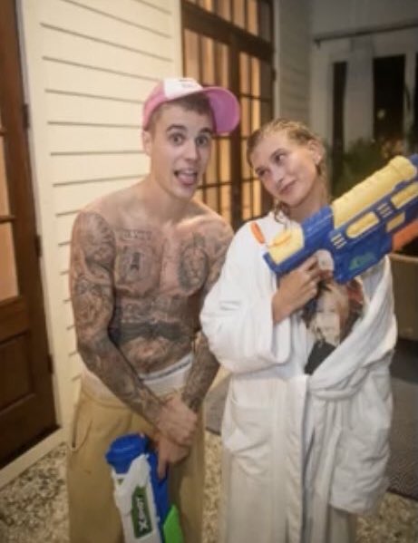 onlylatingirl's tweet image. how it started           how it’s going 
    (2014)                          (2019)

#JBNextChapter