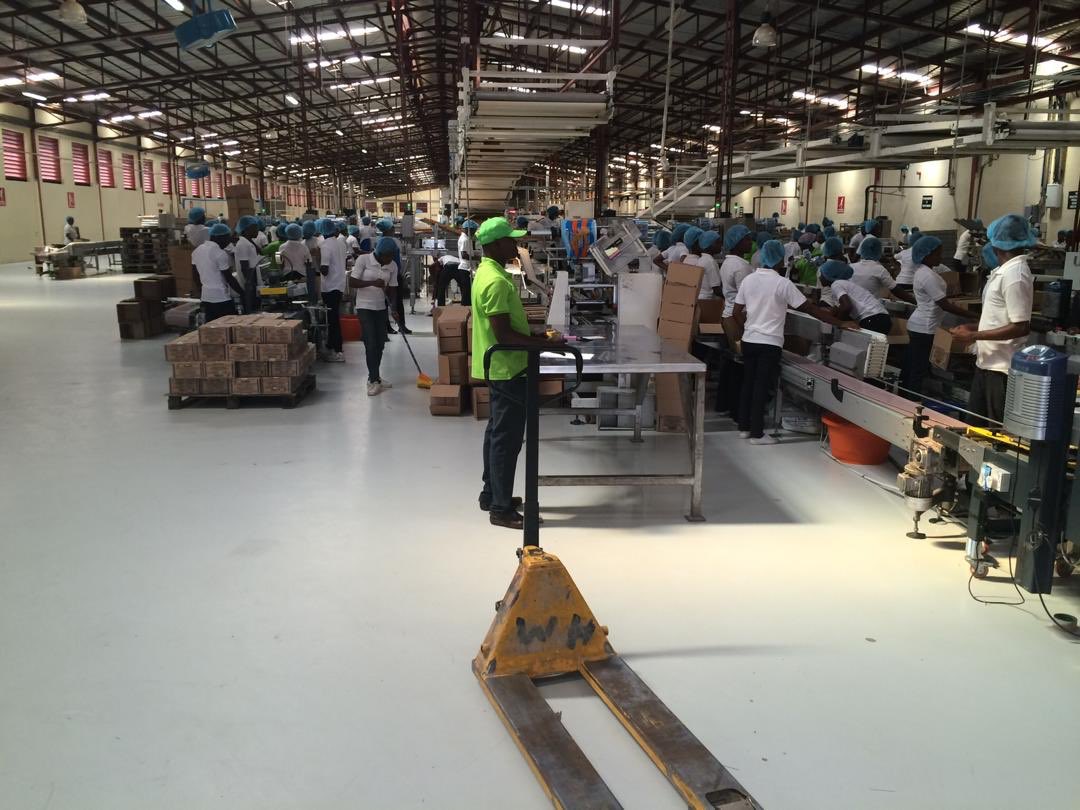 blueprintafric's tweet image. Do you know that Beloxxi biscuits are made by young Nigerians under the ages of 18 to 35 years?? Its owned by @obiezeude