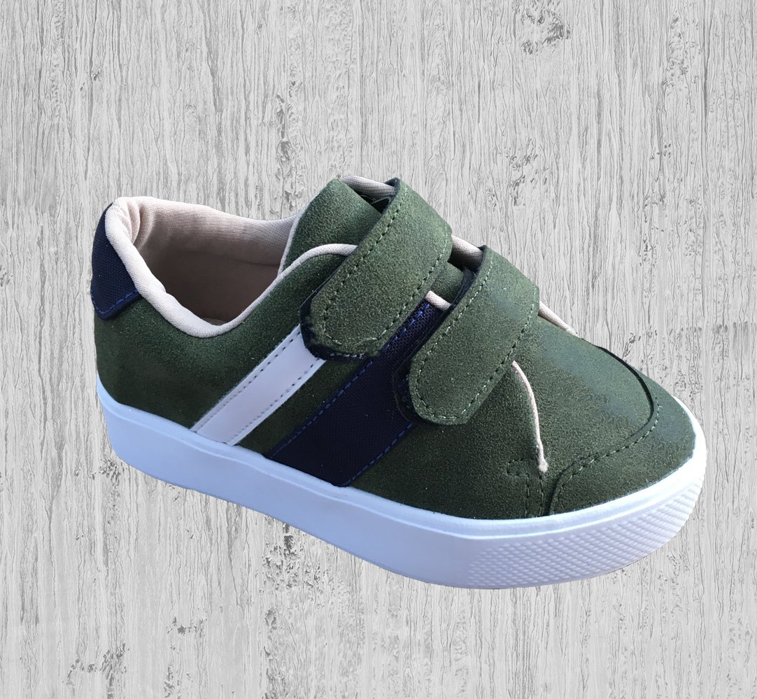 AntharaCol's tweet photo. Empezamos a pensar en los regalos para los más chiquitos de la casa! #christmasgifts $50.000 #anthara #antharapersonalizatuestilo #antharakids #chiquis #sneakers #sneakersaddict #sneakernews #sneakerholic #kids #comfort #christmas #gift #regalos #navidad #inicianavidad🎄🎁 https://t.co/fpuCVJoGHr